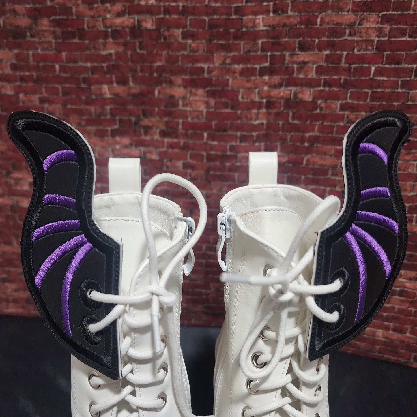 Sorceress Horns Shoe Wings