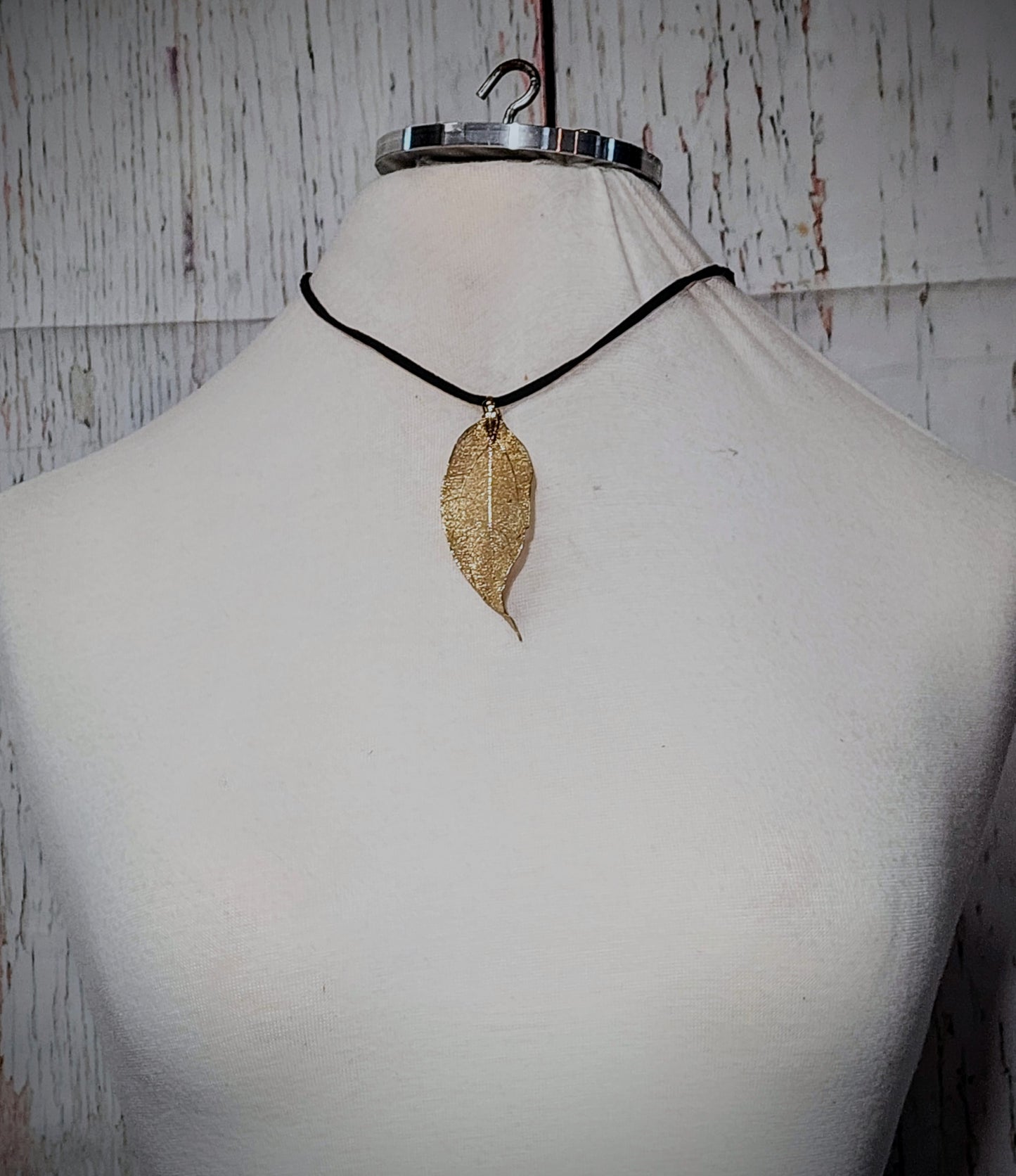 Gold Leaf Necklace